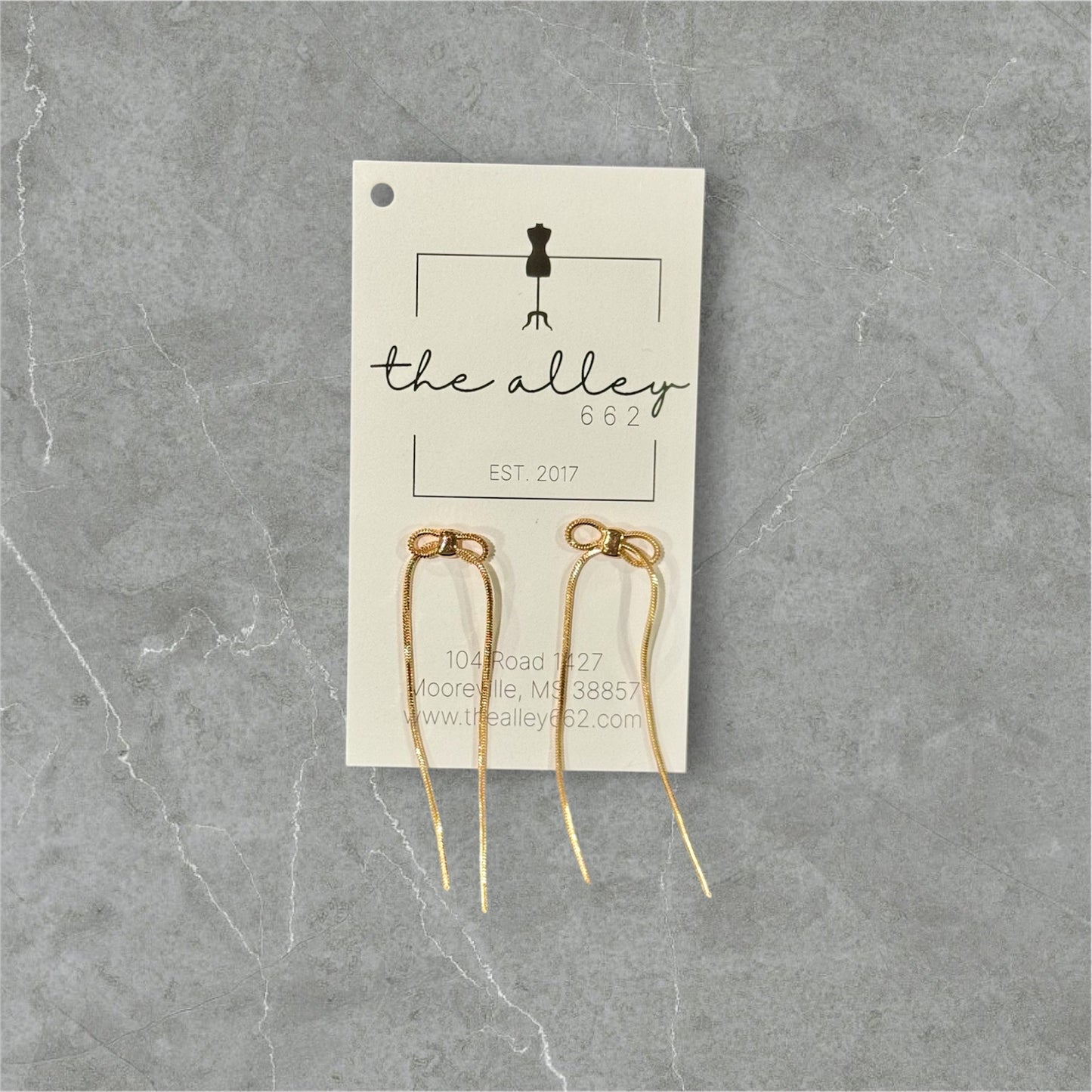 Chain Bow Studs