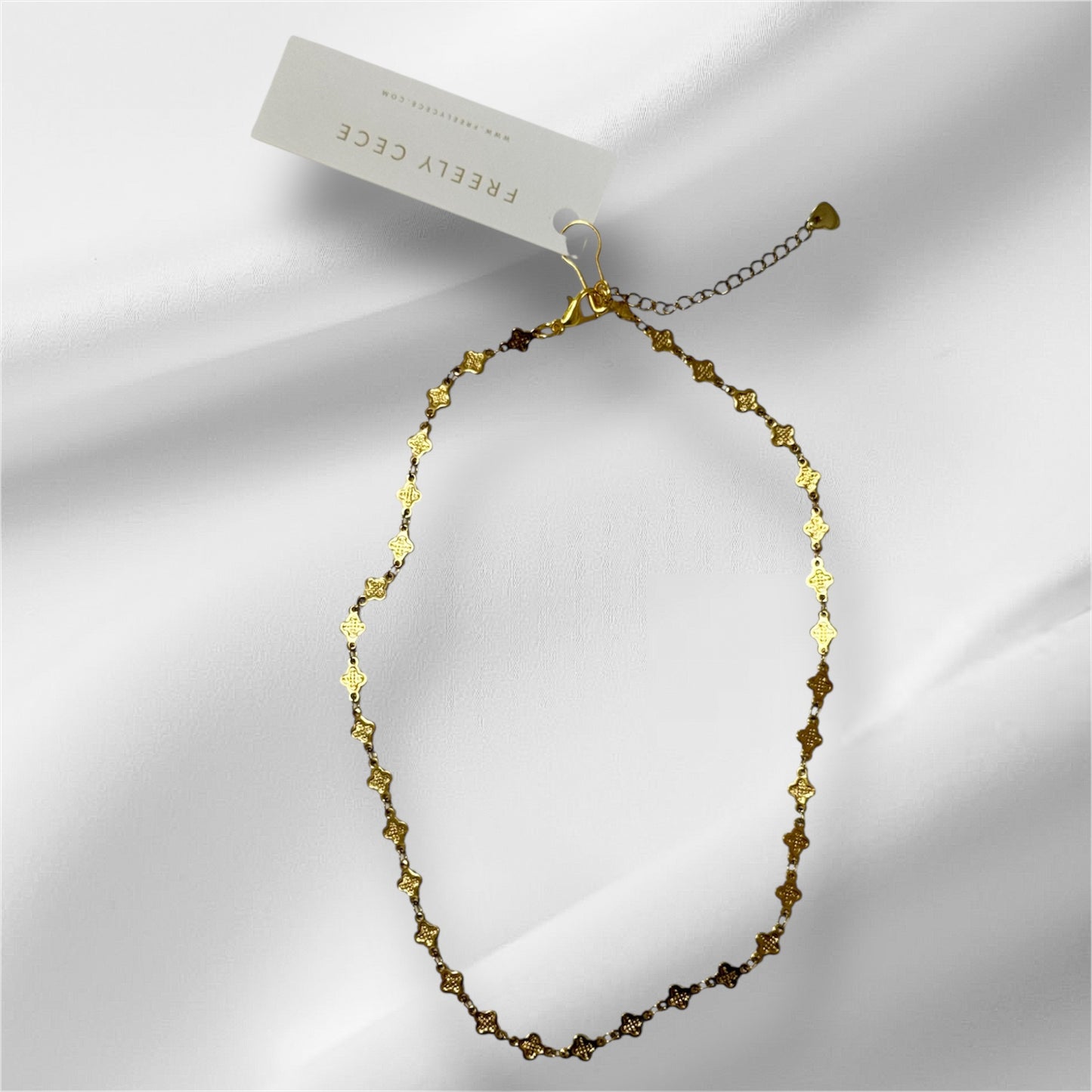 Textured Clover Chain Necklace