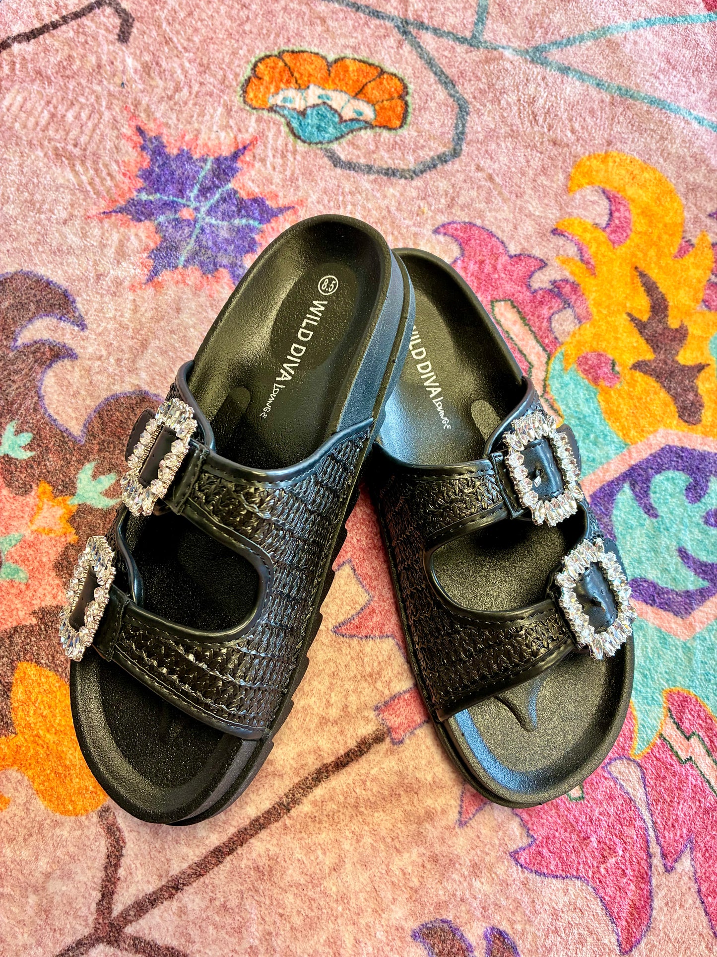 Diamond Darling Slide