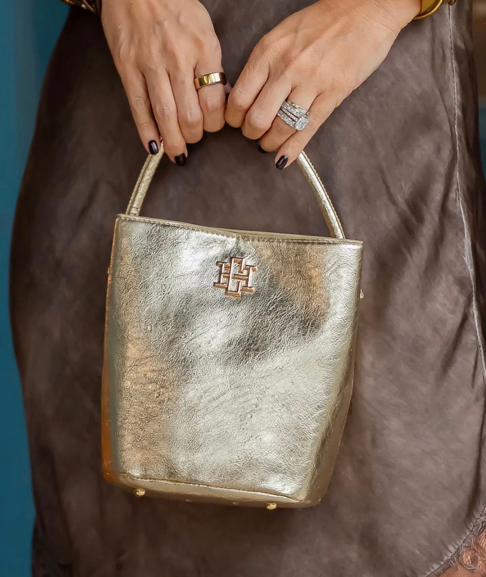 Breyer Bucket Bag