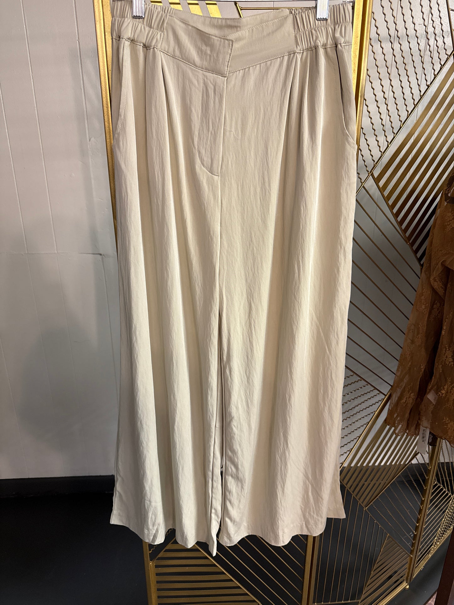 Emily Pant