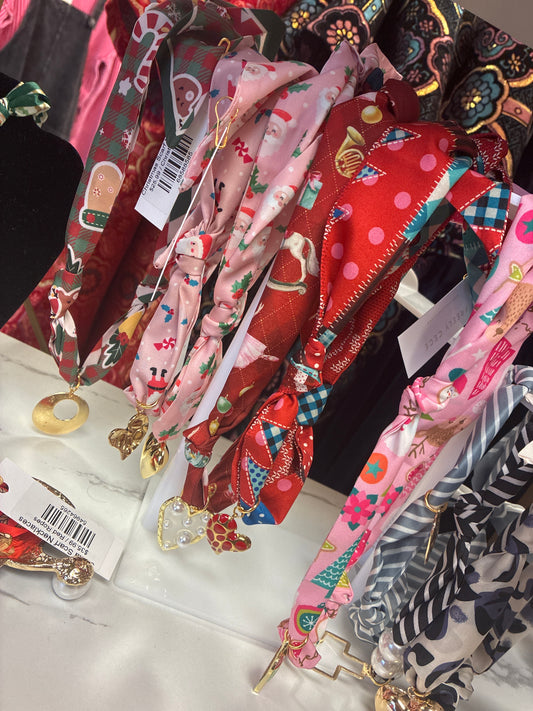 Christmas Scarf Necklaces