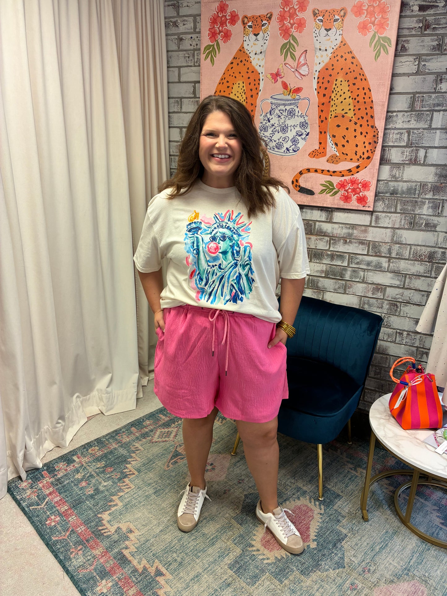 Curvy Bubblegum Liberty Tee