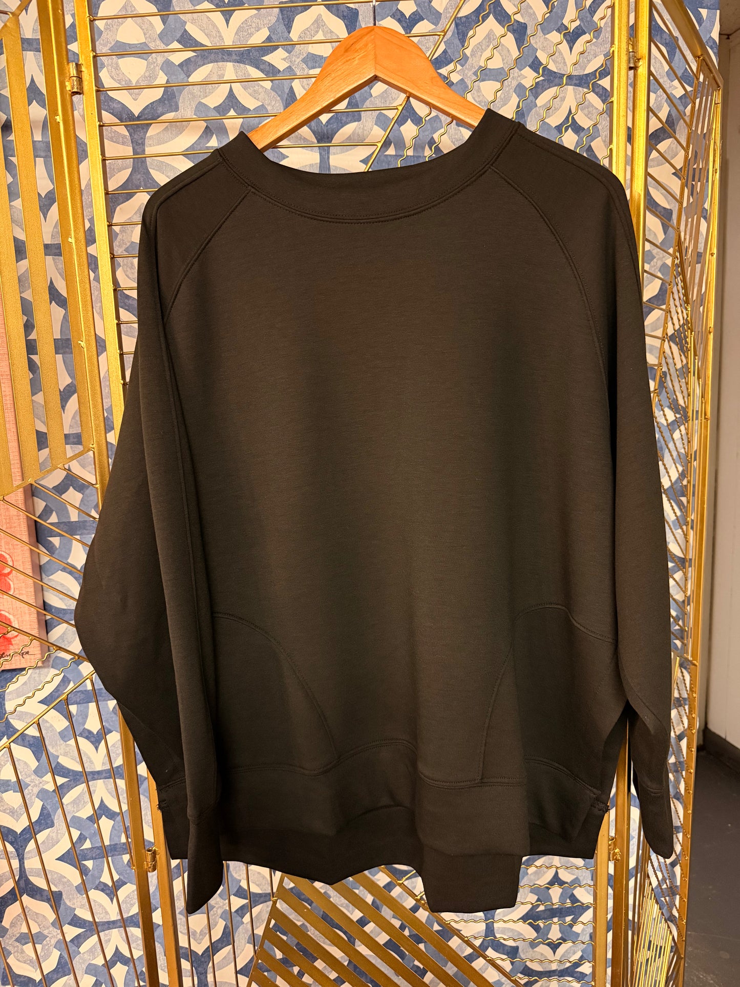 Curvy Scuba Pullover