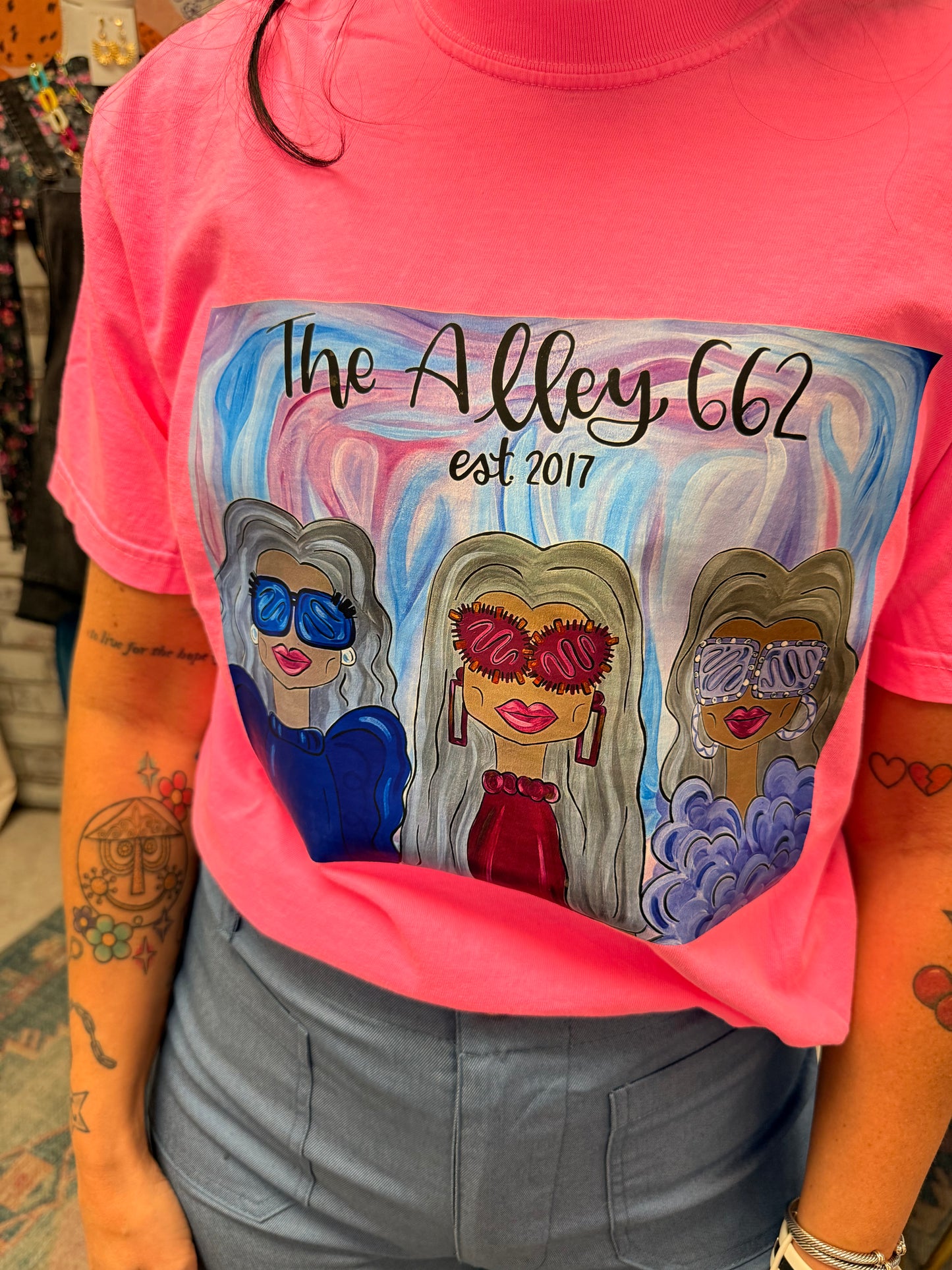 The Alley 662 Tee