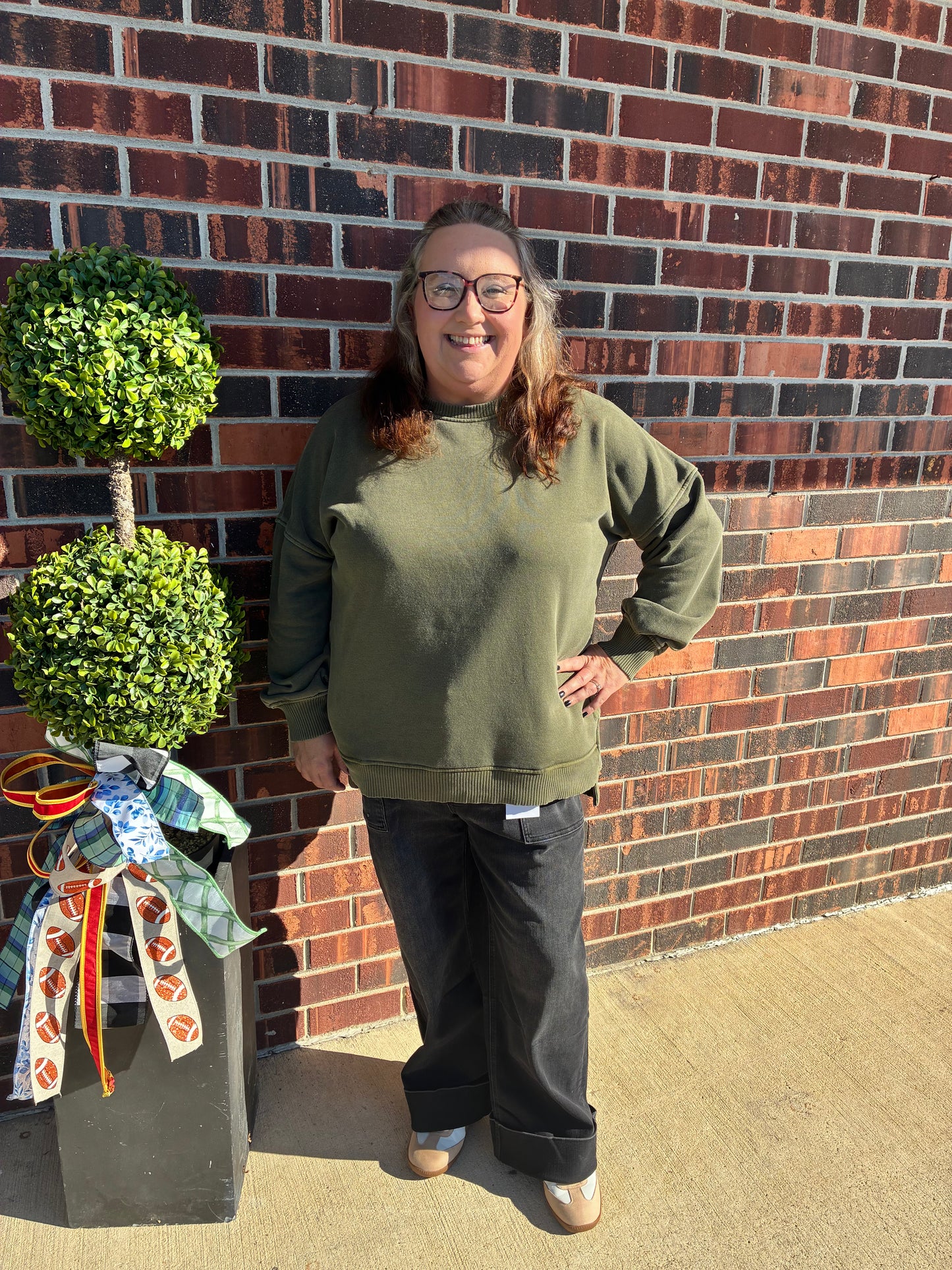 Curvy Amelia Sweatshirt